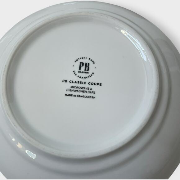 Pottery Barn Classic Coupe Bowls Salad Pasta Set of 4 7.75" Across 2" High White - Picture 7 of 8